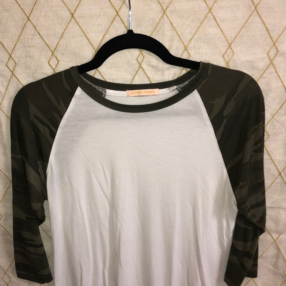 Women's 3/4 Length Sleeved Shirt